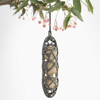 Foderautomat i genbrugsplast til mejsebolde - Rør