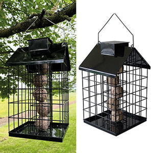 Foderautomat til mejsebolde med værn og ophæng